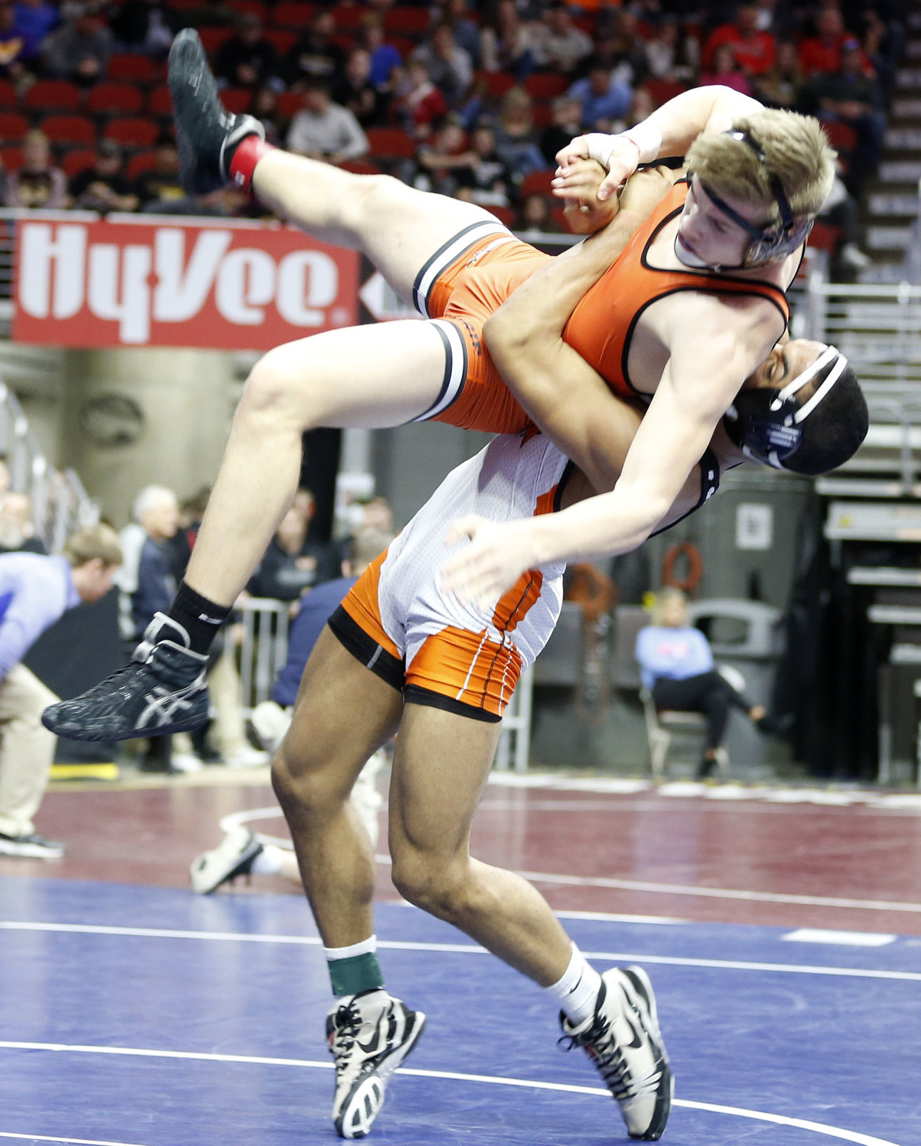 021518bp-state-wrestle-3a-09